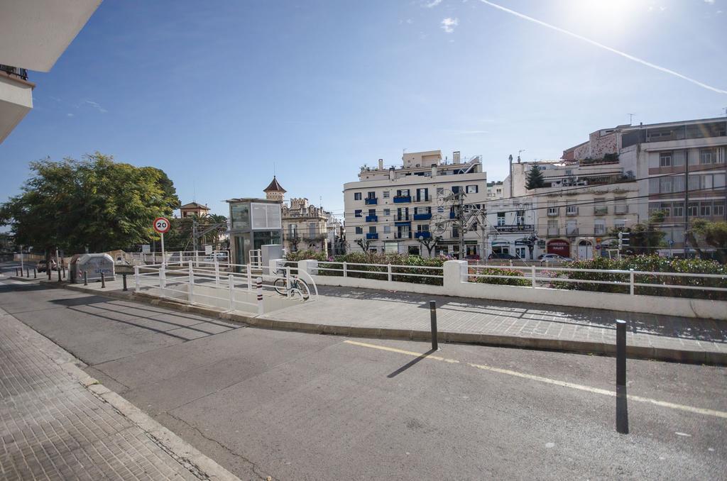 Oscar Apartments Estacion Sitges Zewnętrze zdjęcie